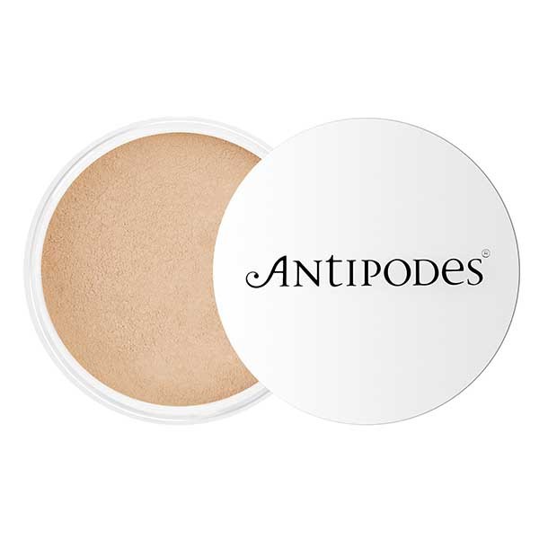 Antipodes Mineral Foundation – 03 Medium Beige